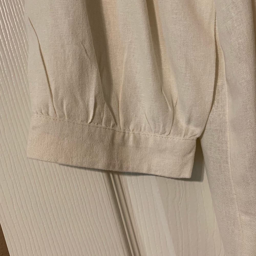 Universal Thread Embroidered Top - Picture 5 of 5